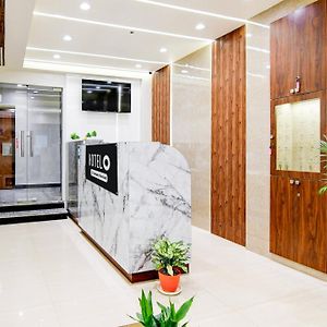 Super Townhouse Kaikhali Near Airport